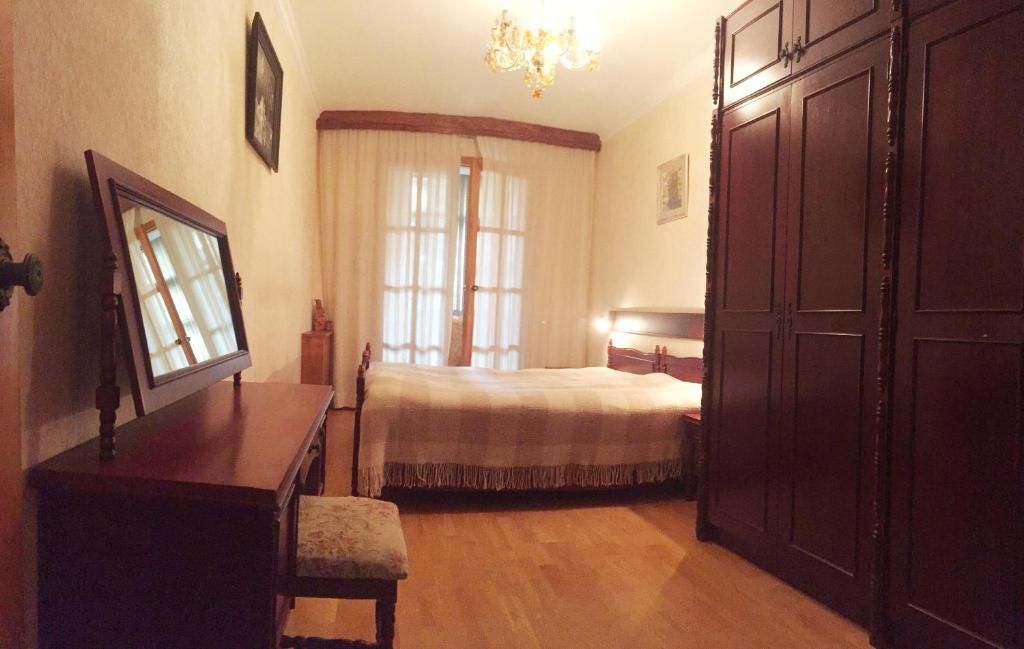 Апартаменты Apartment on Agrba Street 17 Пицунда-12